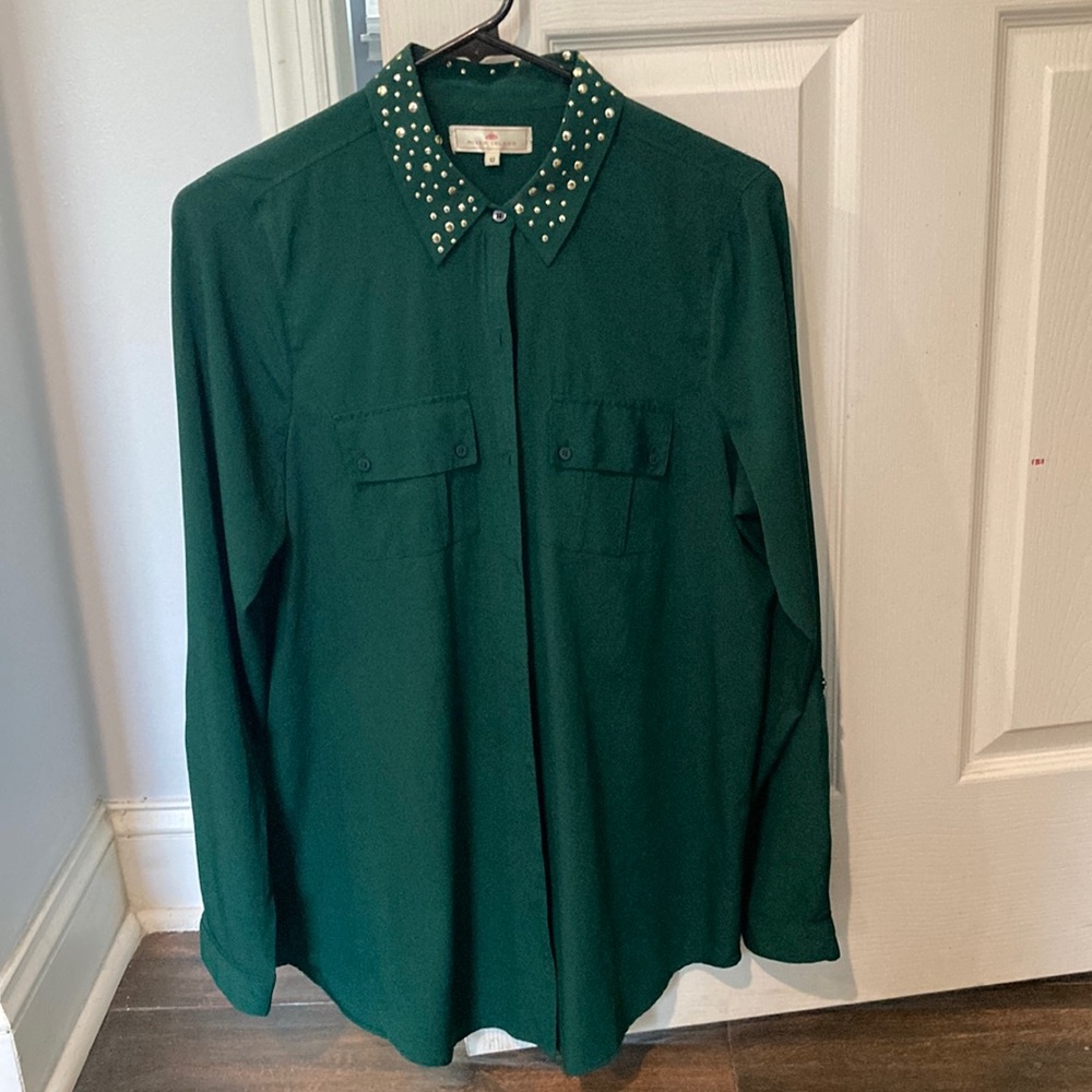 Emerald green blouse with studded collar